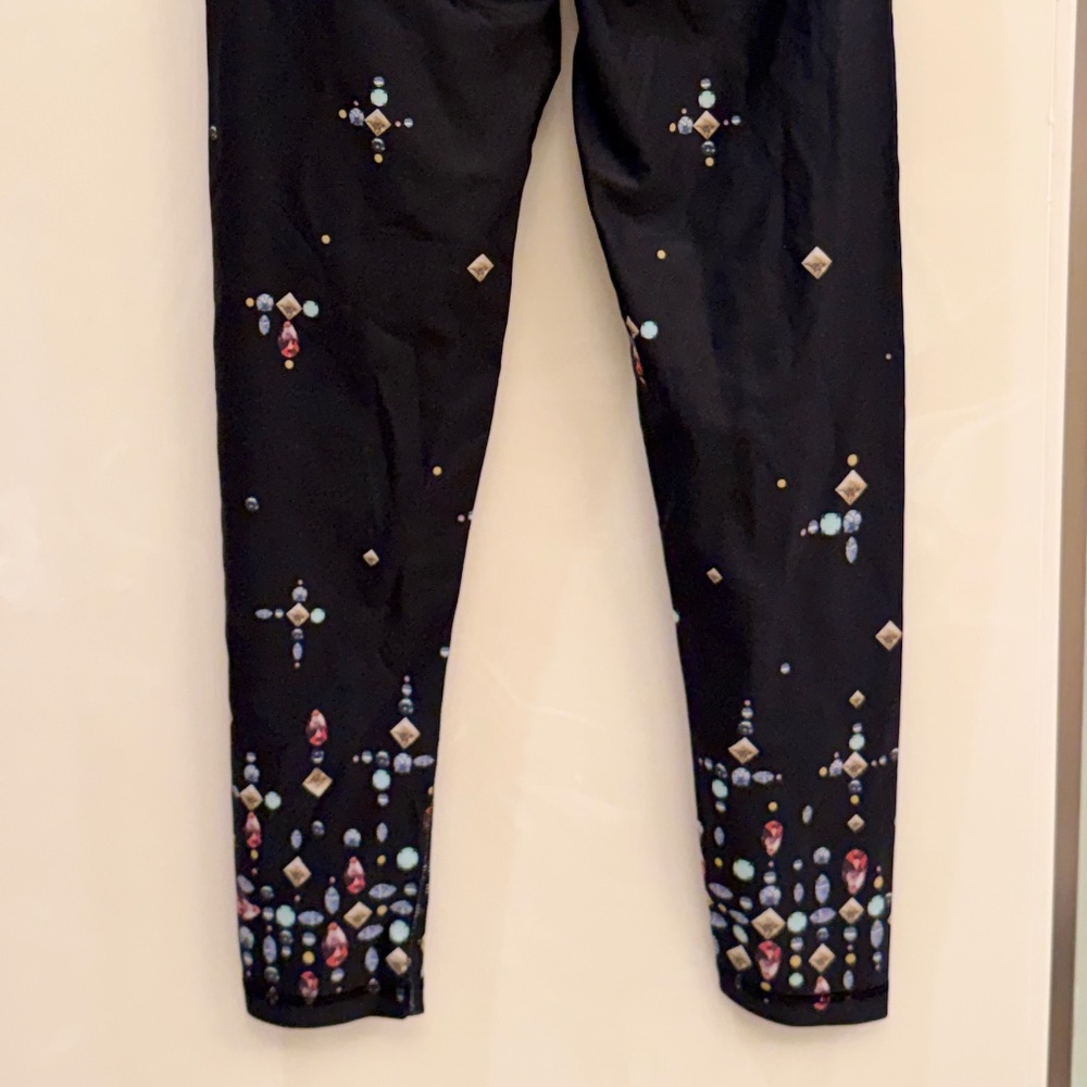 Victoria's Secret Sport Gemstone Print High-Waisted Yoga Leggings - Picture 2 of 4